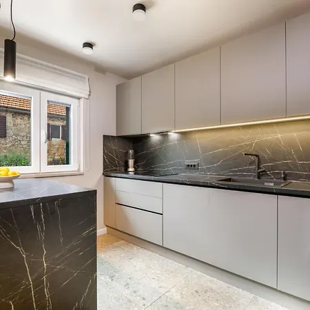 Kuca Za Odmor Pancona & Free Parking * Postira